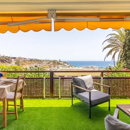 Increible Terraza Con Vistas Al Mar En Apartament *